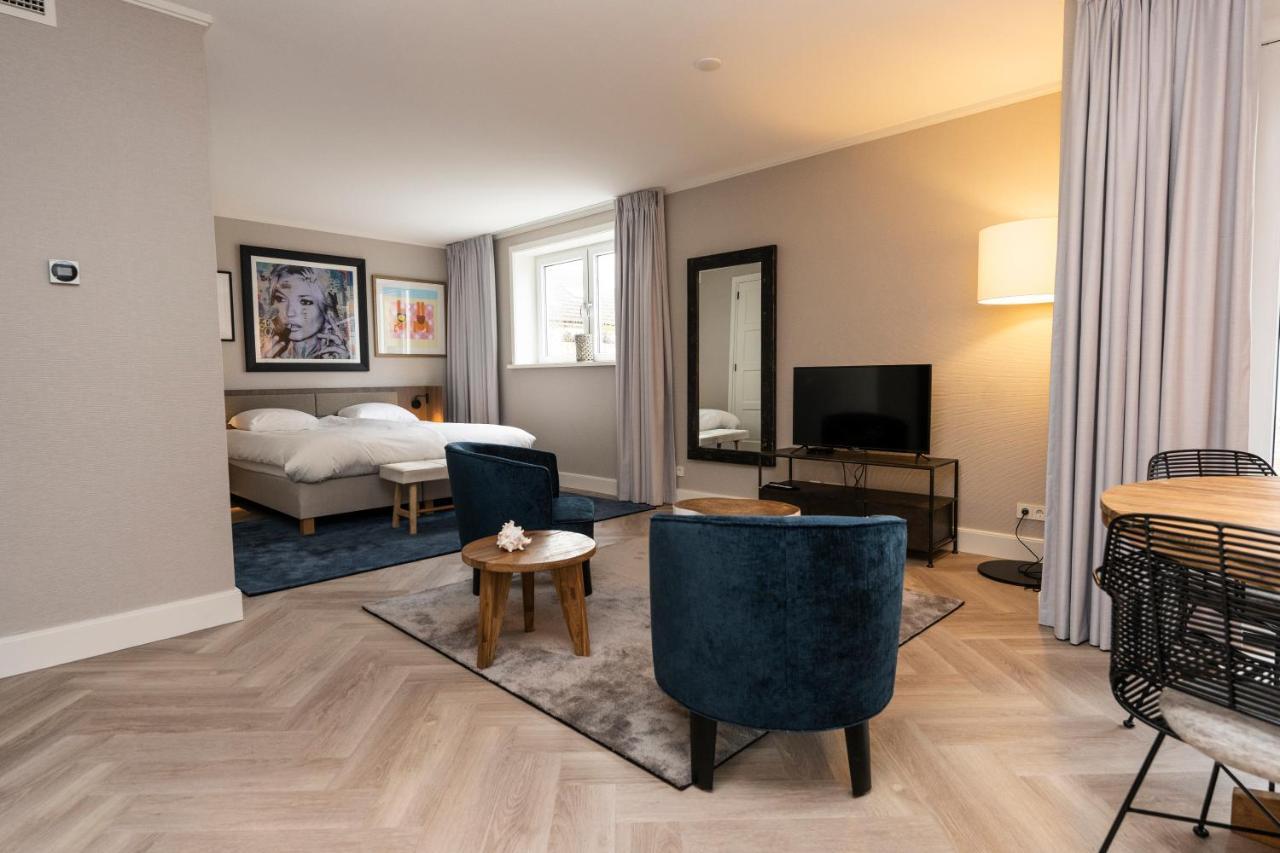 Hampton Home B&B Suites デ・コーフ エクステリア 写真